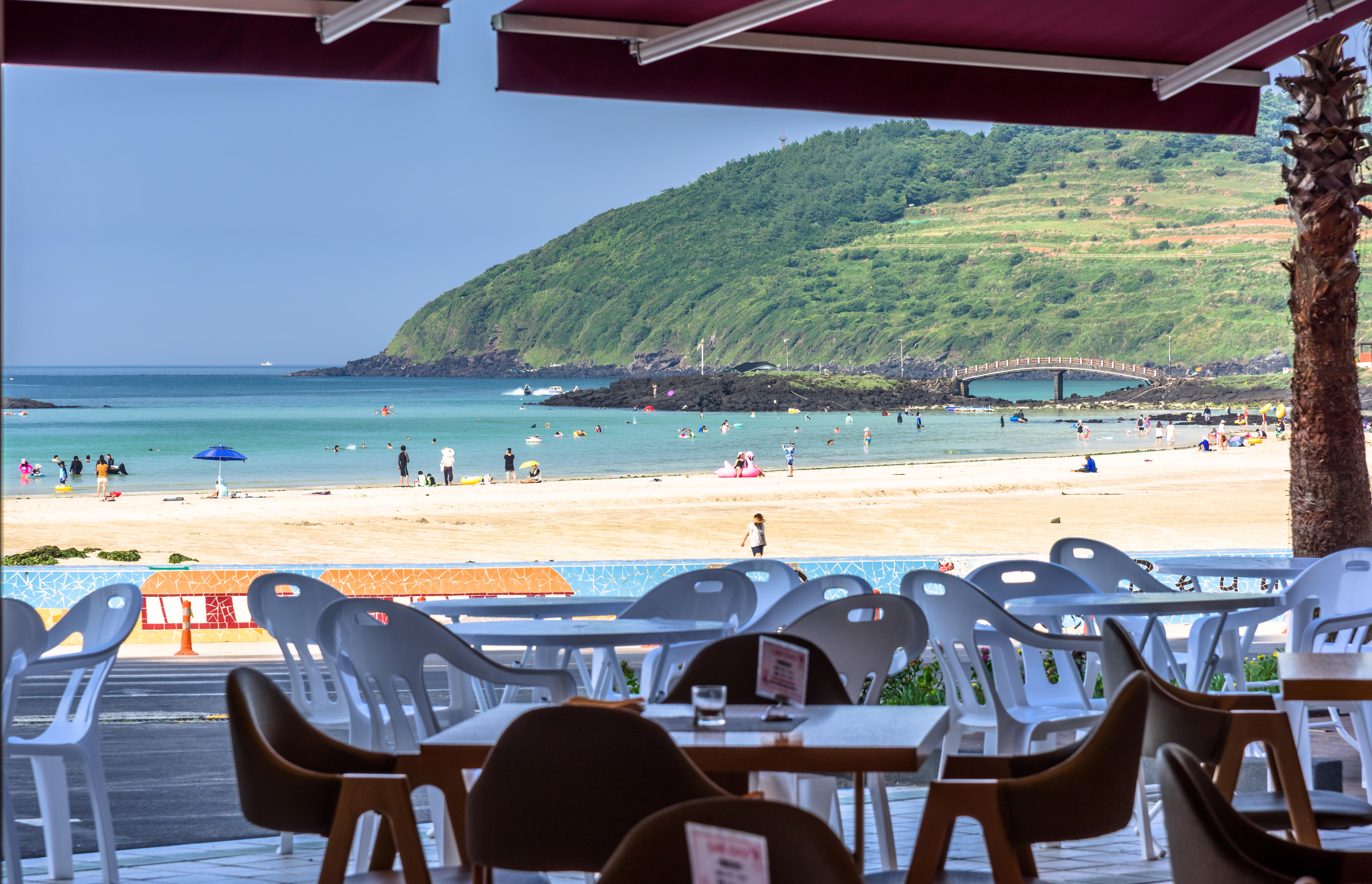Aimi Jeju Beach Hotel Exteriör bild